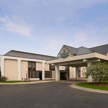 Quality Inn & Suites Saginaw Exteriör bild