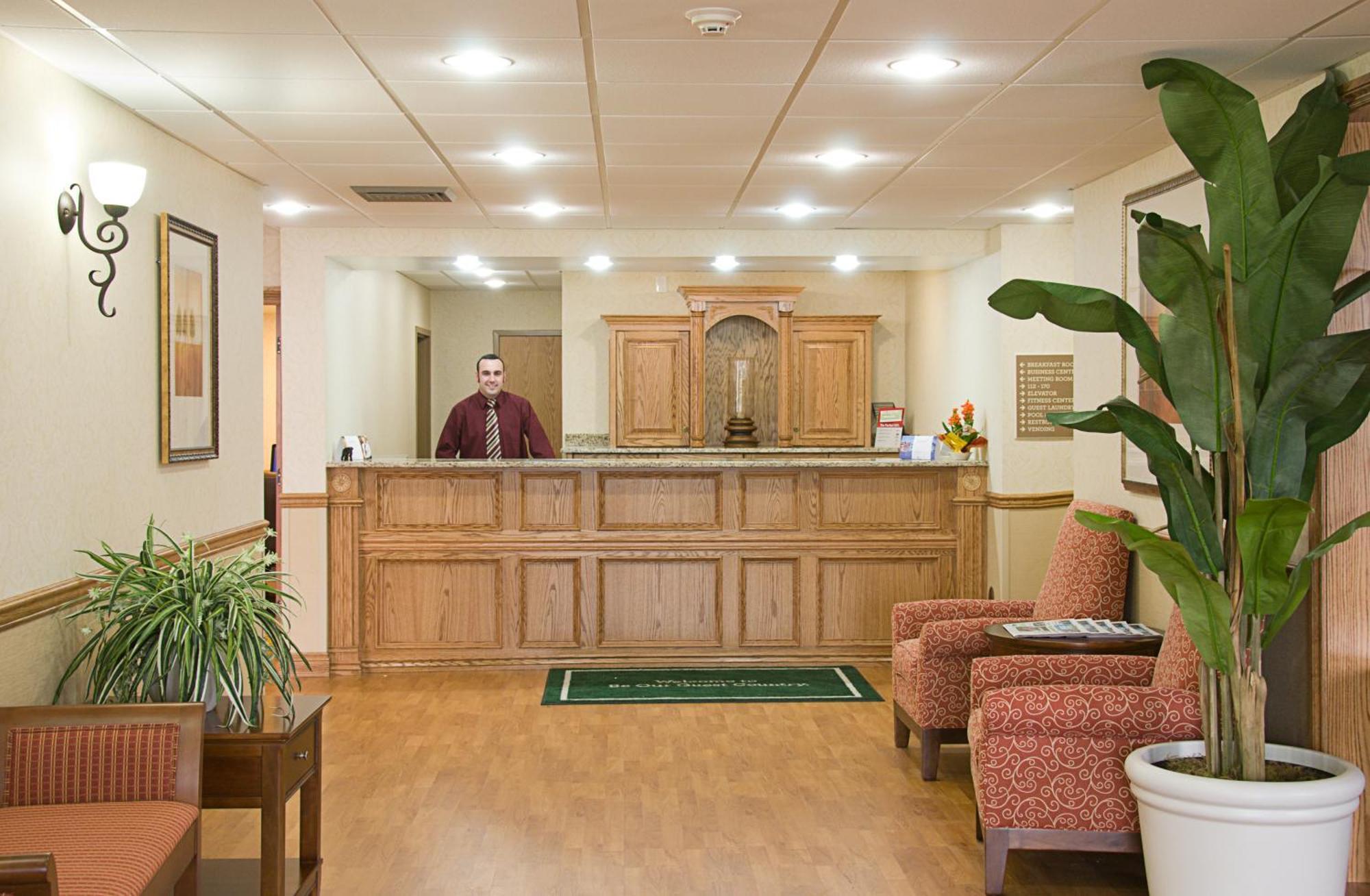Quality Inn & Suites Saginaw Inreriör bild